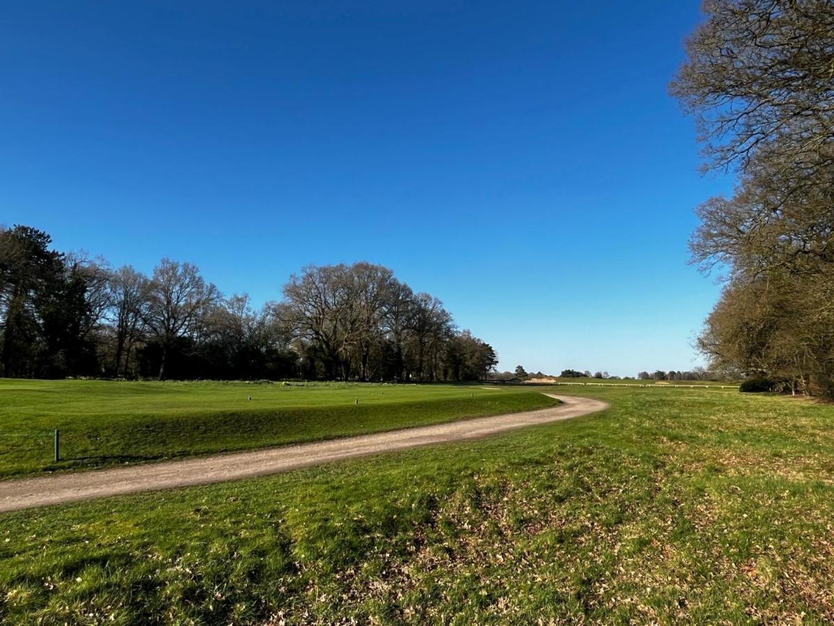 Spinney On The Green Woodhall Spa Exteriör bild